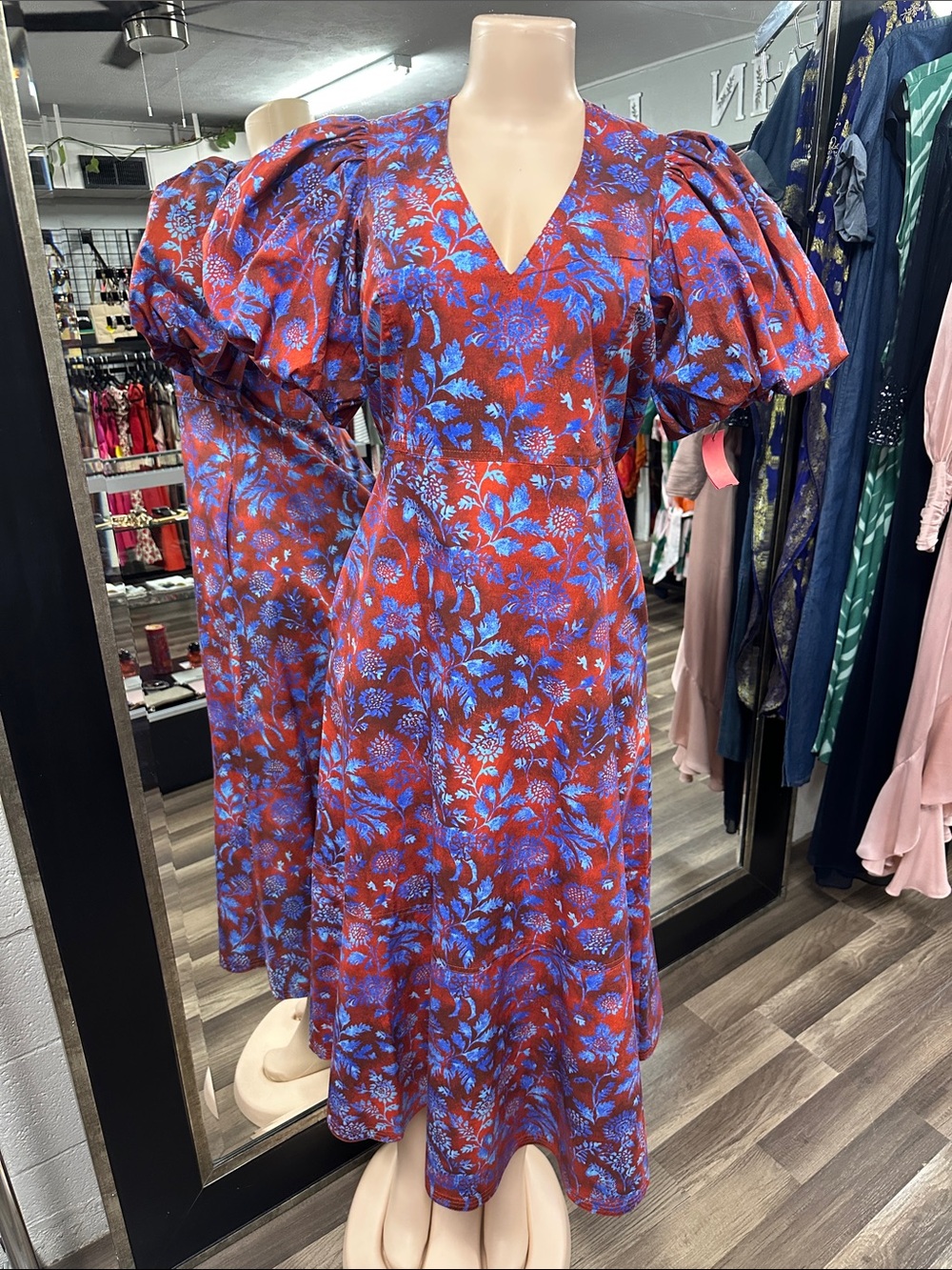 HUNTER BELL Red & Blue Floral Puff Sleeve V-Neck Midi Dress